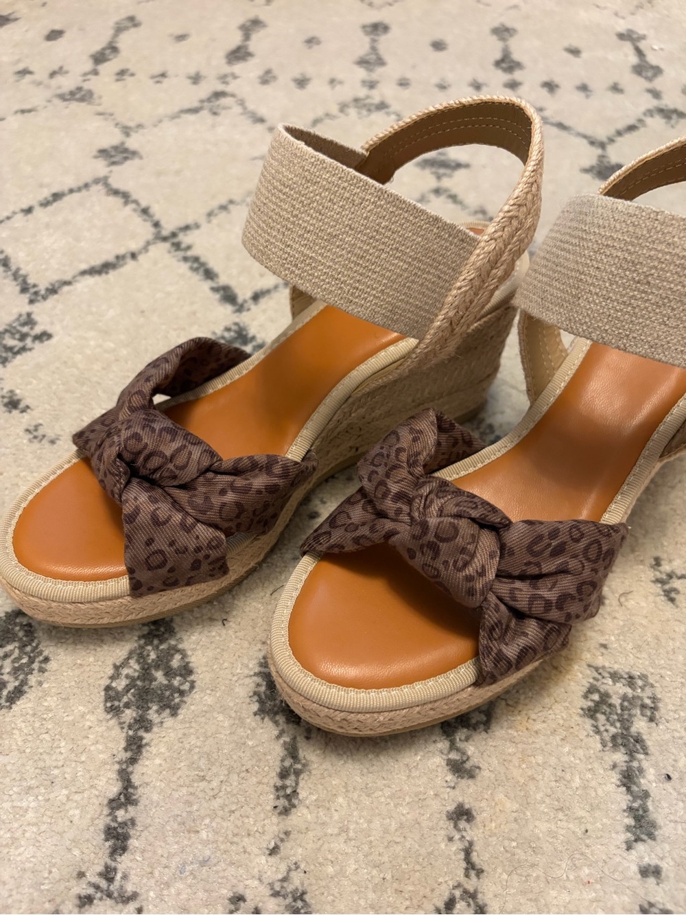 MIA Brittni Espadrille Wedge Sandals NWOT/NWOB